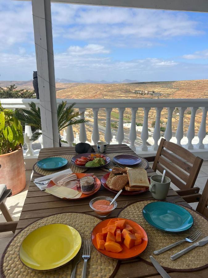 Las Nieves Suites Тегисе Экстерьер фото